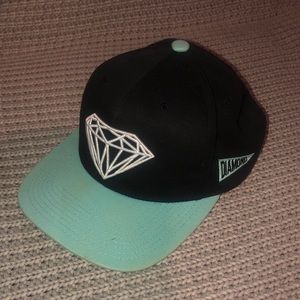 Diamond Snap Back